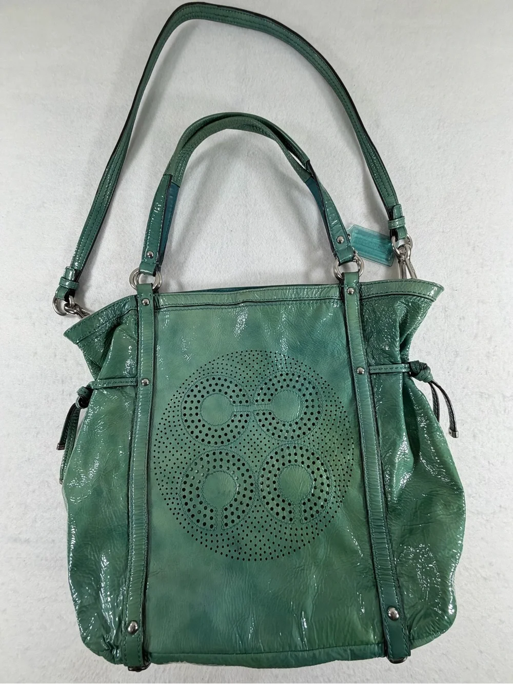 Coach F19569 Seafoam Green Large Patent Leather Tote Perforated Logo - Picture 10 of 10
